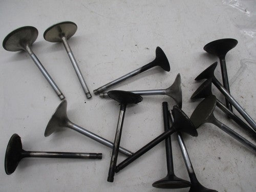 Mixed Lot of Harley Davidson Performance Engine Motor Intake and Exhau
