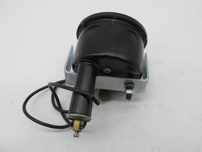 L.P Williams 2.25" Oil Pressure Gauge & Line