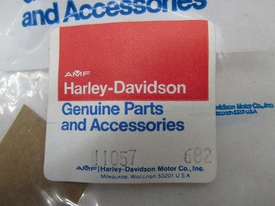 One Signle Harley Davidson Genuine NOS Retaining Ring 11057