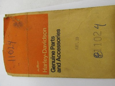 Lot of 17 Harley Davidson Genuine NOS XLCH Spring Clips 11024