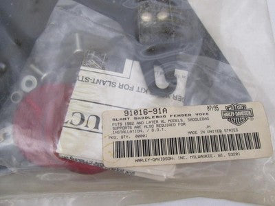 Harley-Davidson Genuine NOS SaddleBag Fender Protection Yoke 91016-91A