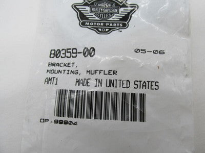 Harley-Davidson Genuine NOS Mounting Muffler Bracket 80359-00