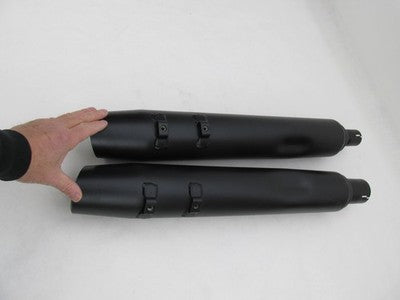 Harley Davidson OEM Pair Touring Exhaust Mufflers 64901314 64901315