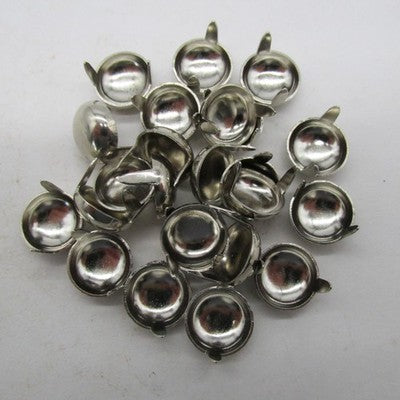 Lot of 26 Genuine Harley-Davidson OEM NOS 1/2" Round Deco Spots 93024-