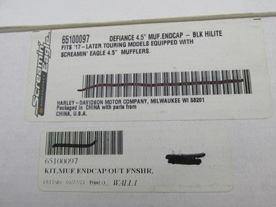 Harley Davidson Genuine NOS Black Defiance Muffler 4.5" End Caps 65100
