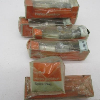 Lot of 6 Harley-Davidson Genuine NOS AMF Spark Plugs 32309-69