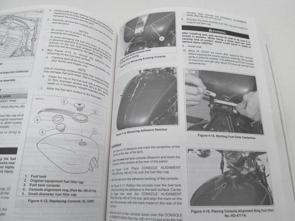 Harley-Davidson Official Factory 2010 Sportster Models Service Manual