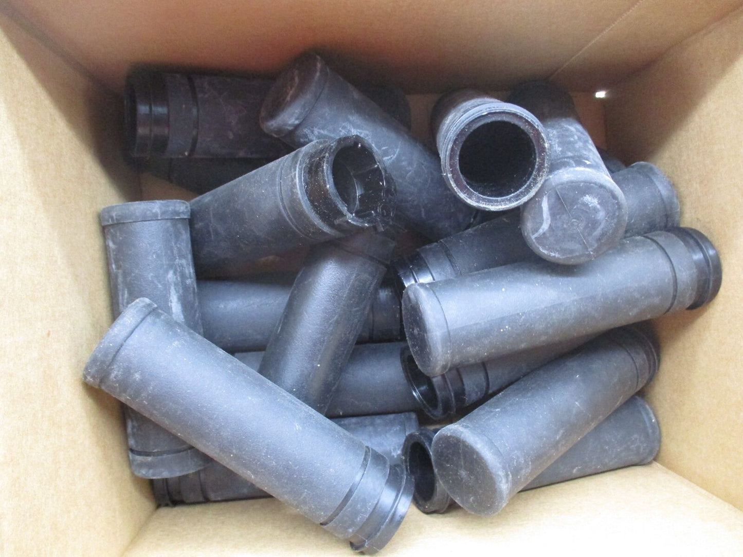 Mixed Lot of 18 Harley Genuine Clutch Side Stock Handlebar Grips