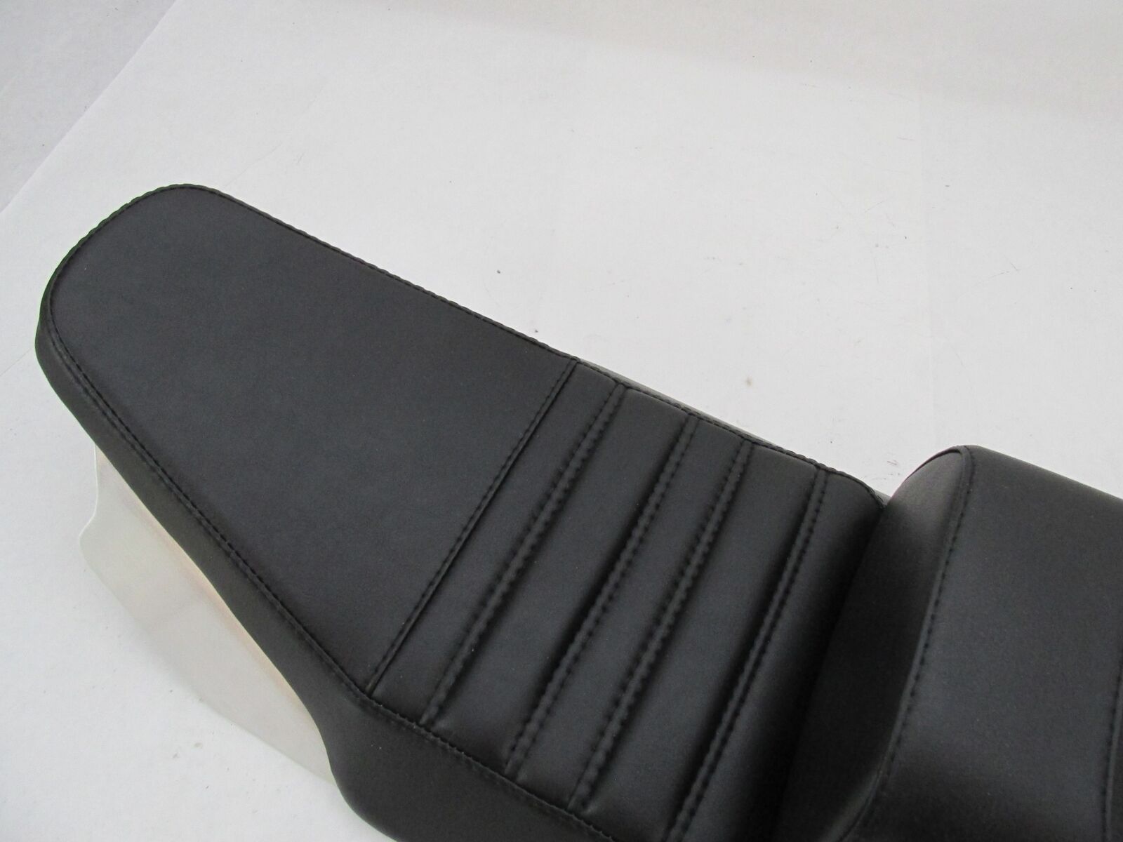 Harley-Davidson Genuine NOS Screamin Eagle 14+ Touring Black Drag Seat 52000452