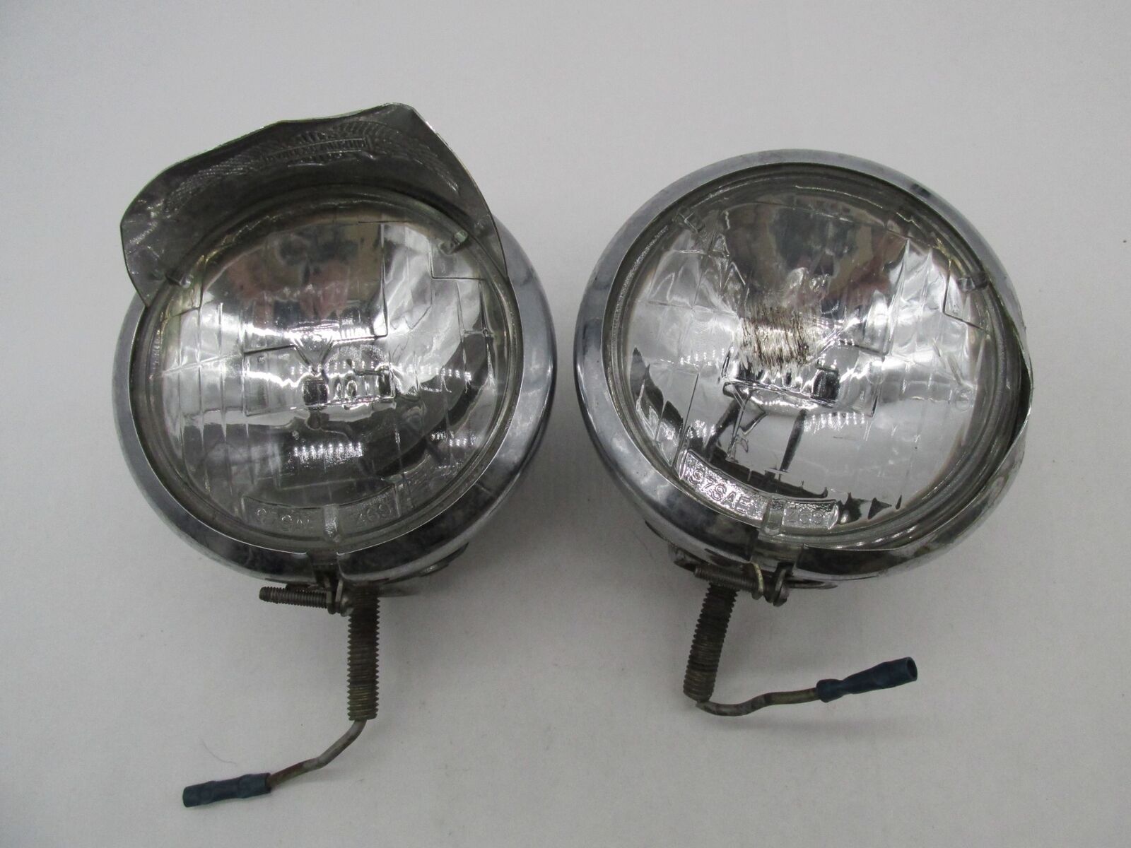 Pair of Harley Davidson Genuine Guide H 0 62 Driving Auxiliary Spot Lamps Lights