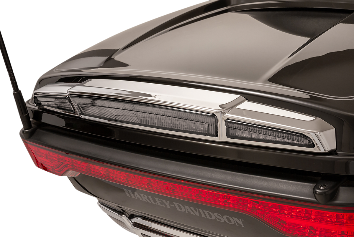 CIRO Streak Trunk Light with Lightstrike Technology Chrome-Smoke 40104