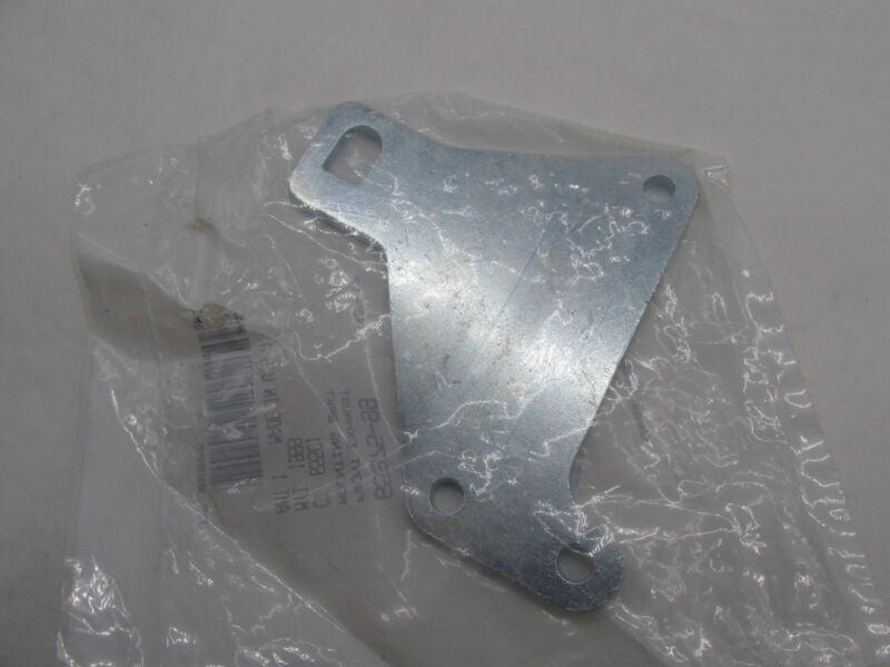 Harley Davidson Genuine NOS Dyna Front Exhaust Mounting Bracket Mount 65975-99