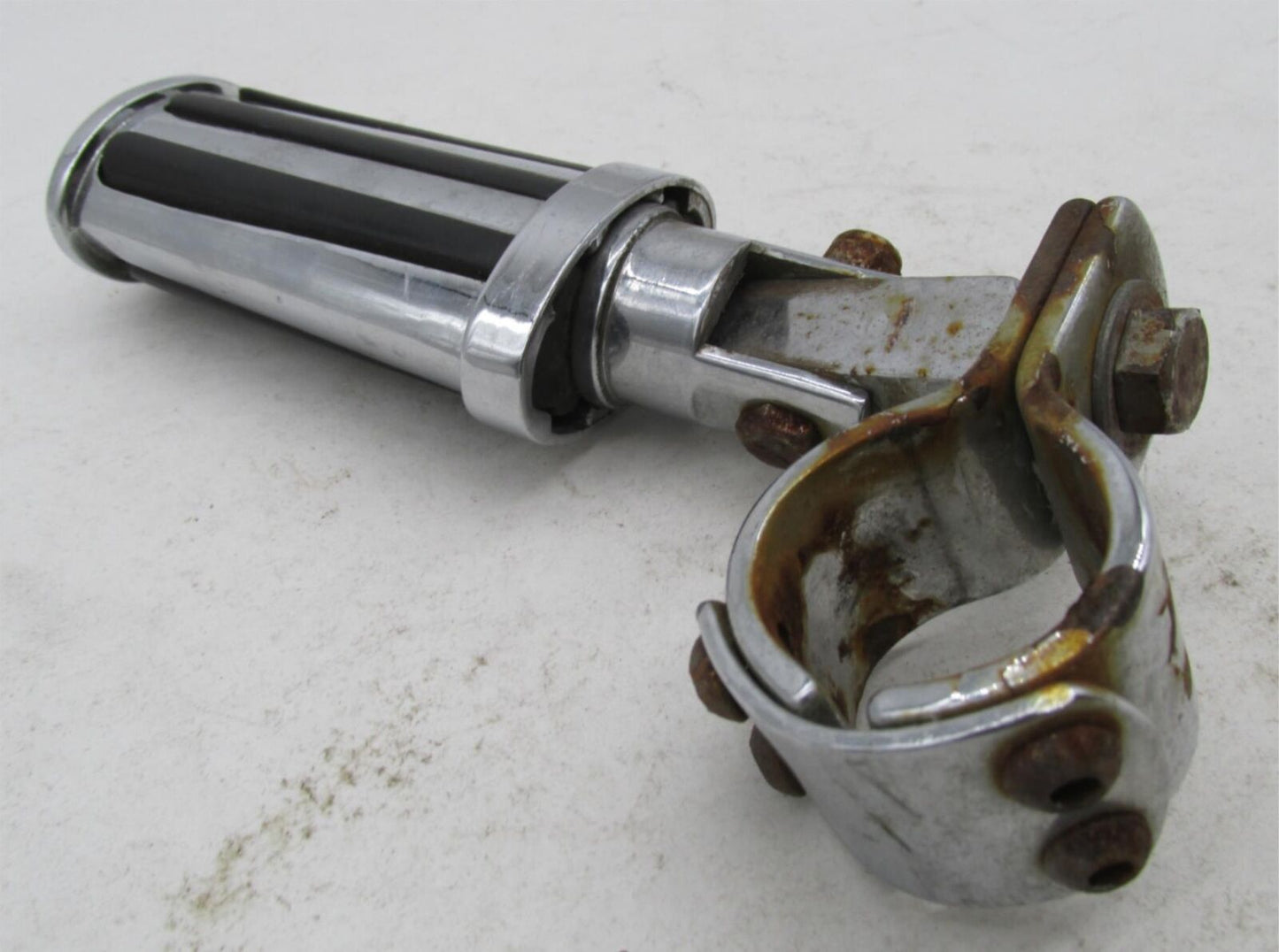 Harley-Davidson Highway Foot Peg with Crash Bar Guard Clamps Brackets