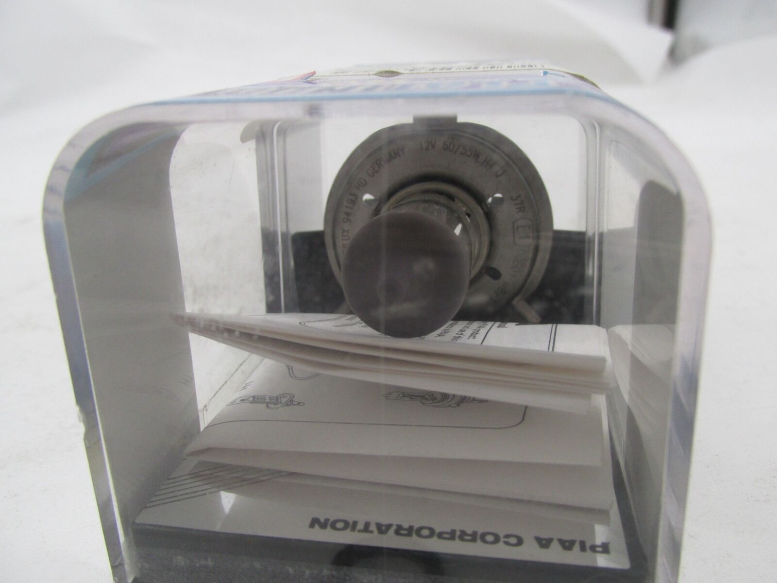 Piaa Platinum 35W Super White H.I.D H3 Light 70416