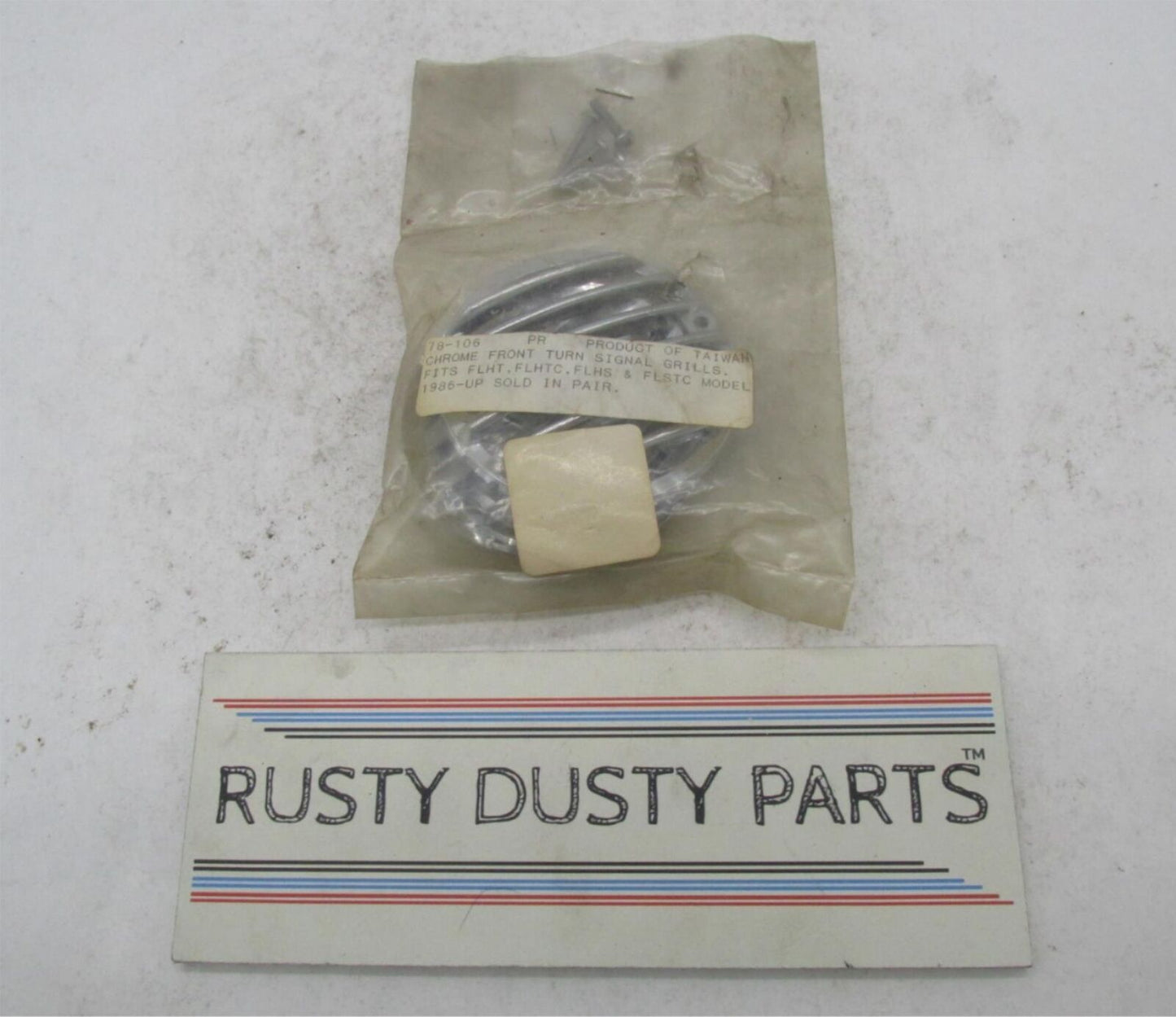 Set of 2 Harley Davidson FLHT FLHTC FLHS FLSTC Chrome Turn Signal Grills 78-106