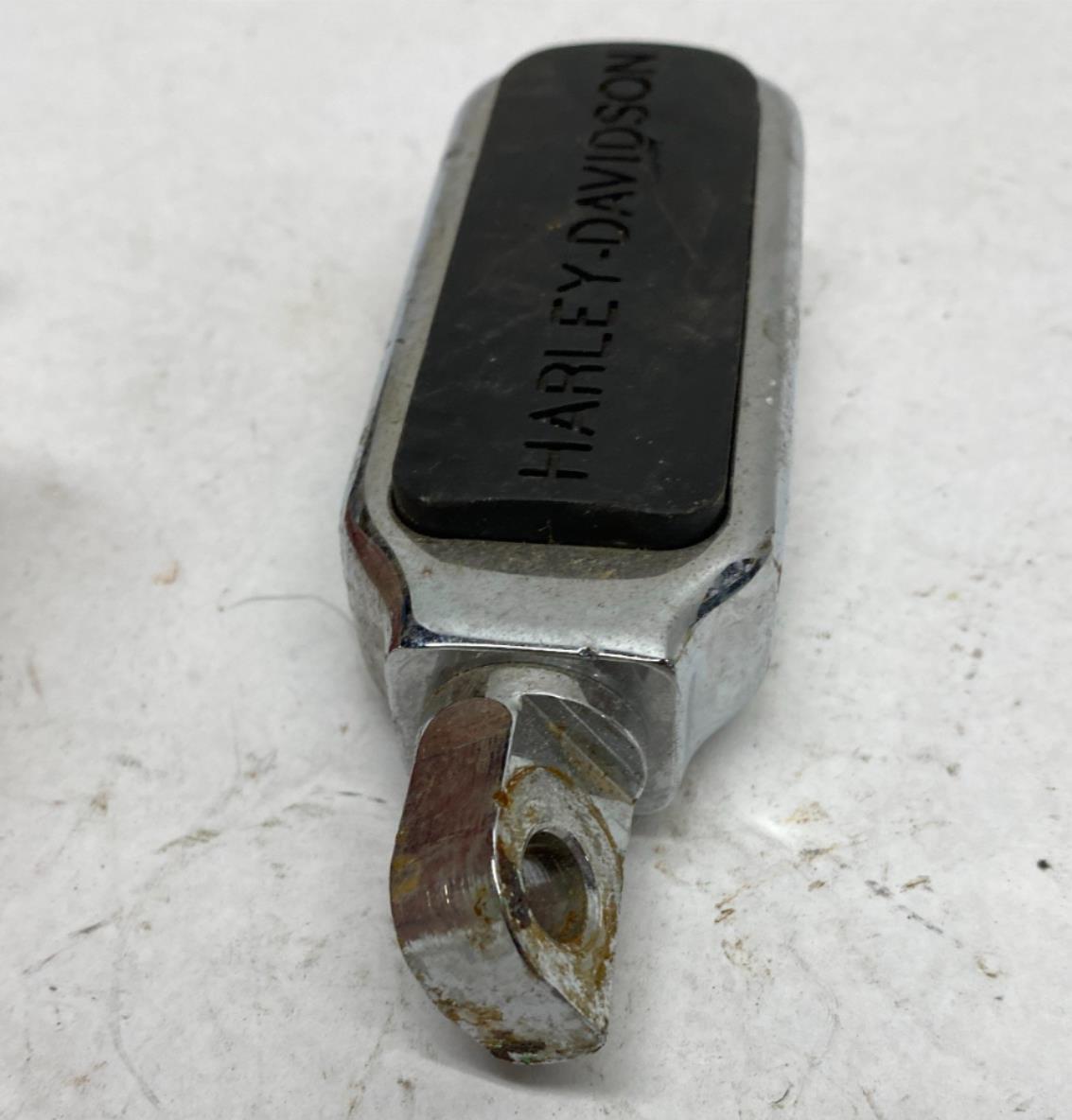 Harley Davidson Single Chrome Rubber Foot Peg Highway Peg