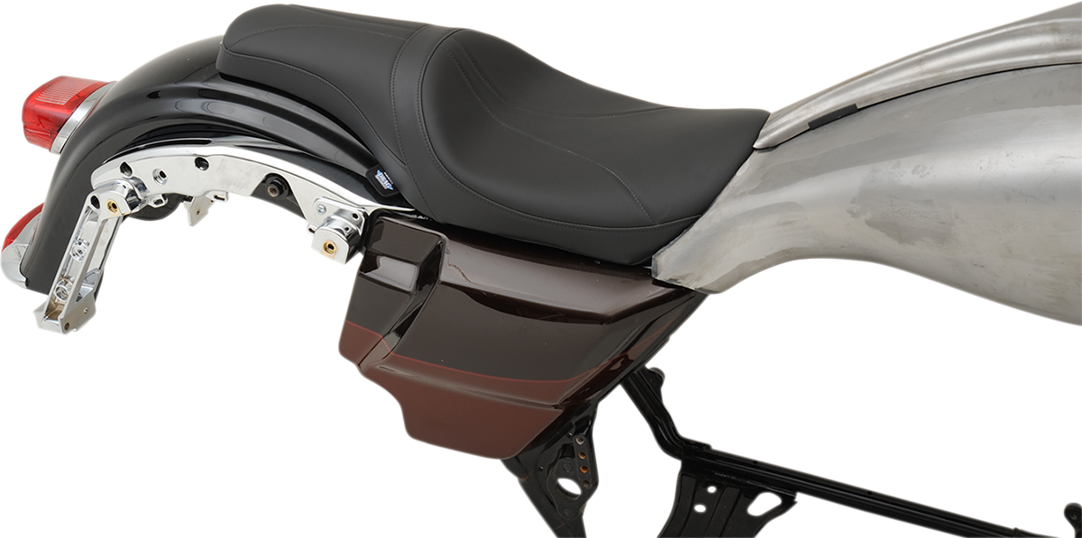 Drag Specialties Predator Seats For Ness Winged Or Yaffe 6-Gal. Tank 0801-1073