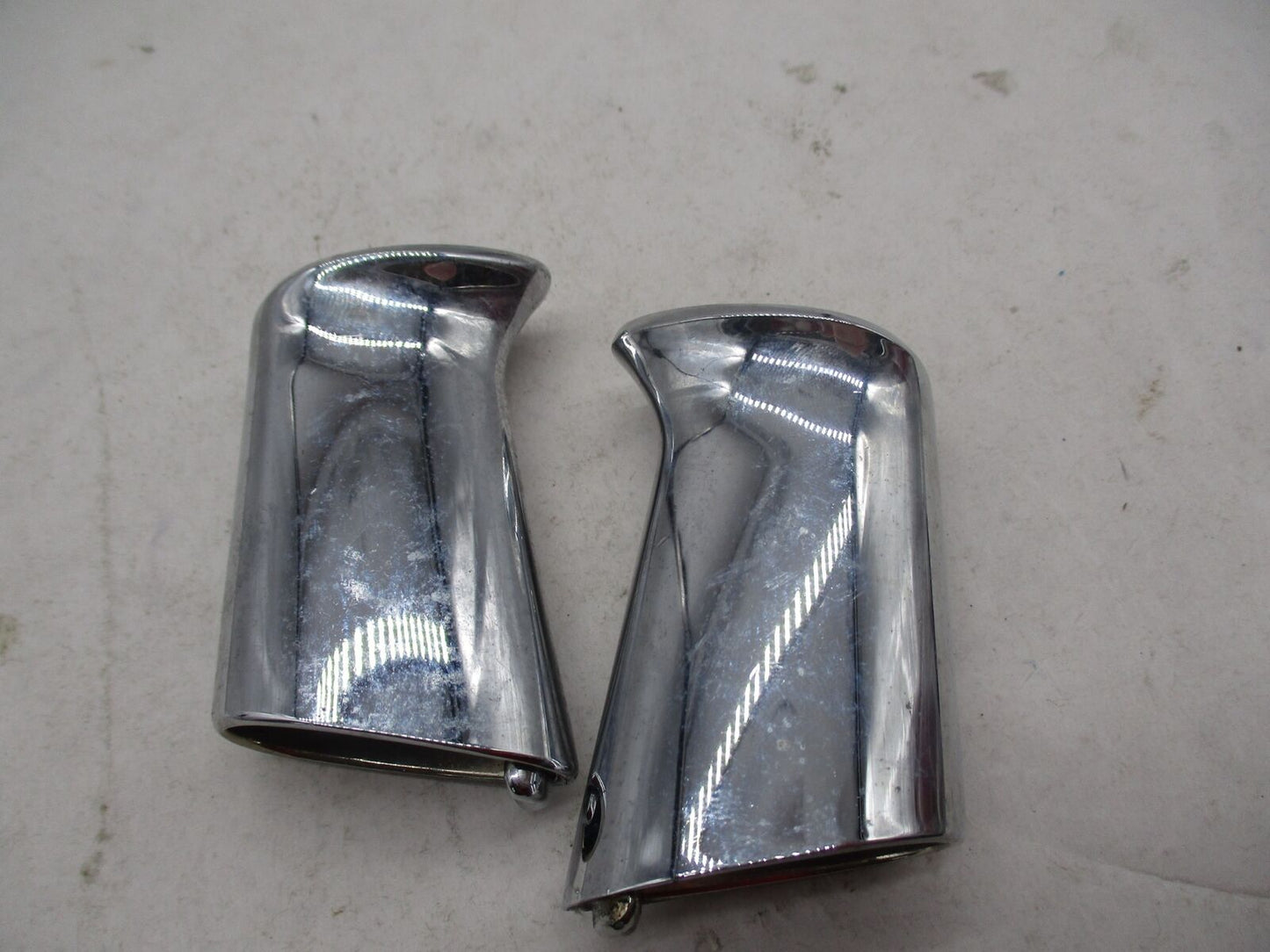 Pair of Harley Davidson Chrome 2.5" Turn Signal Standoffs Stand off Brackets