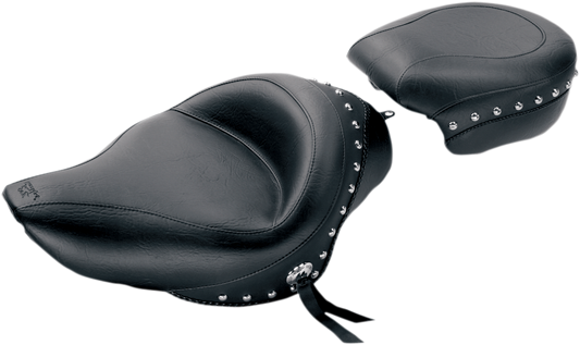 Mustang Wide Studded Solo Seat 76151