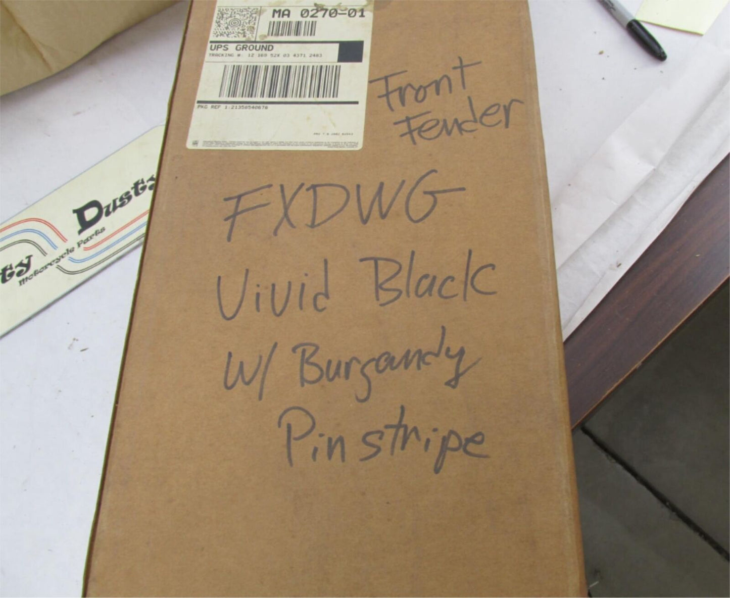Harley Genuine NOS FXDWG Vivid Black w/ Burgundy Pin Front Fender 59922-99ZM