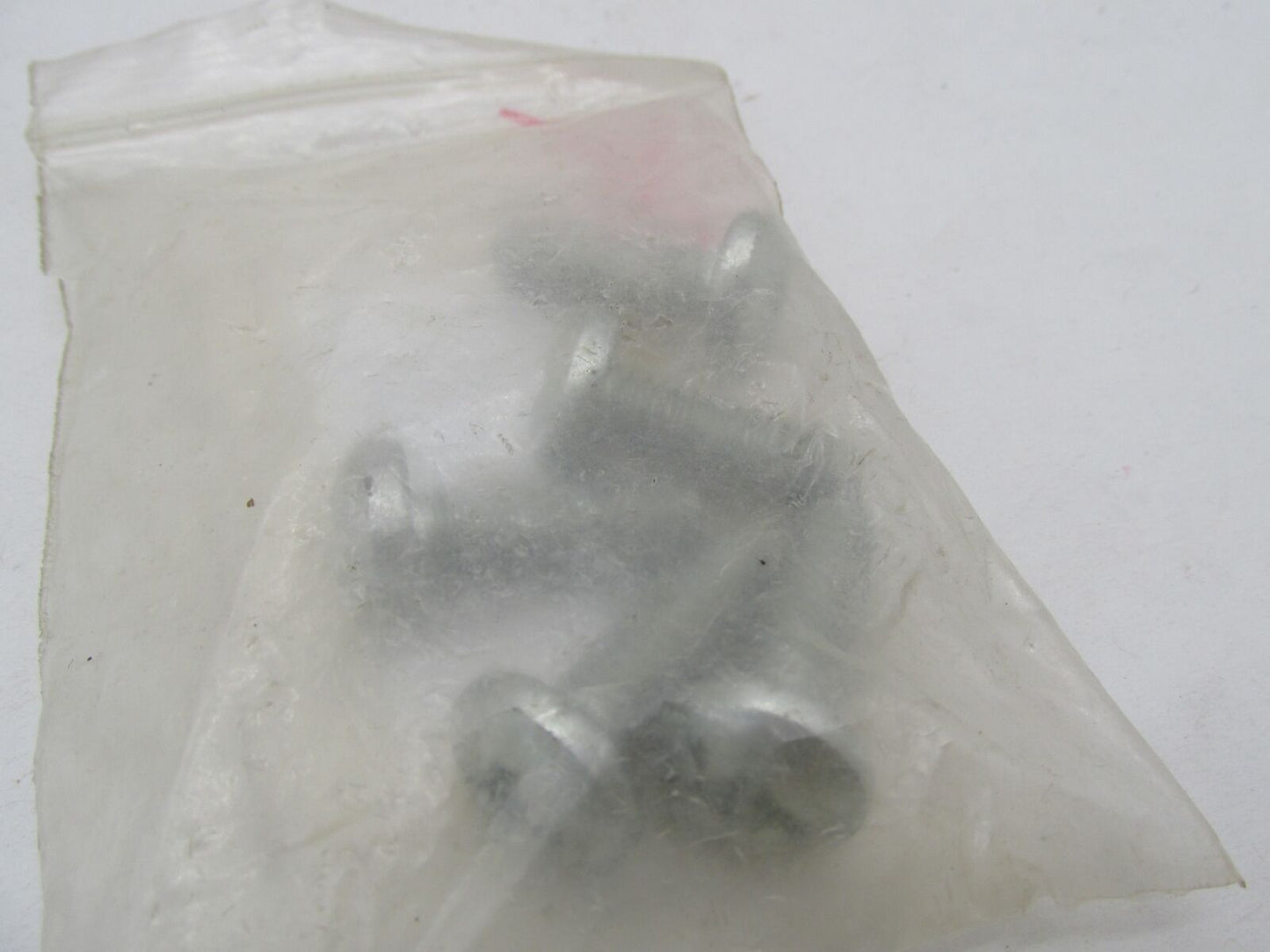 Lot of 5 Harley Davidson Genuine NOS Screws 2003