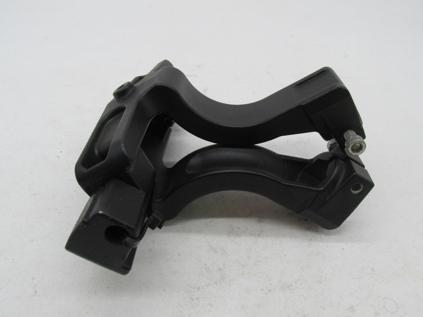 Harley 00-17 Softail Wrinkle Black Passenger Foot Floor Board Mount Brackets