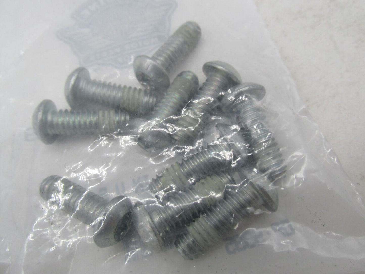 Lot of 10 Harley-Davidson Genuine NOS Hex Socket Screws 942
