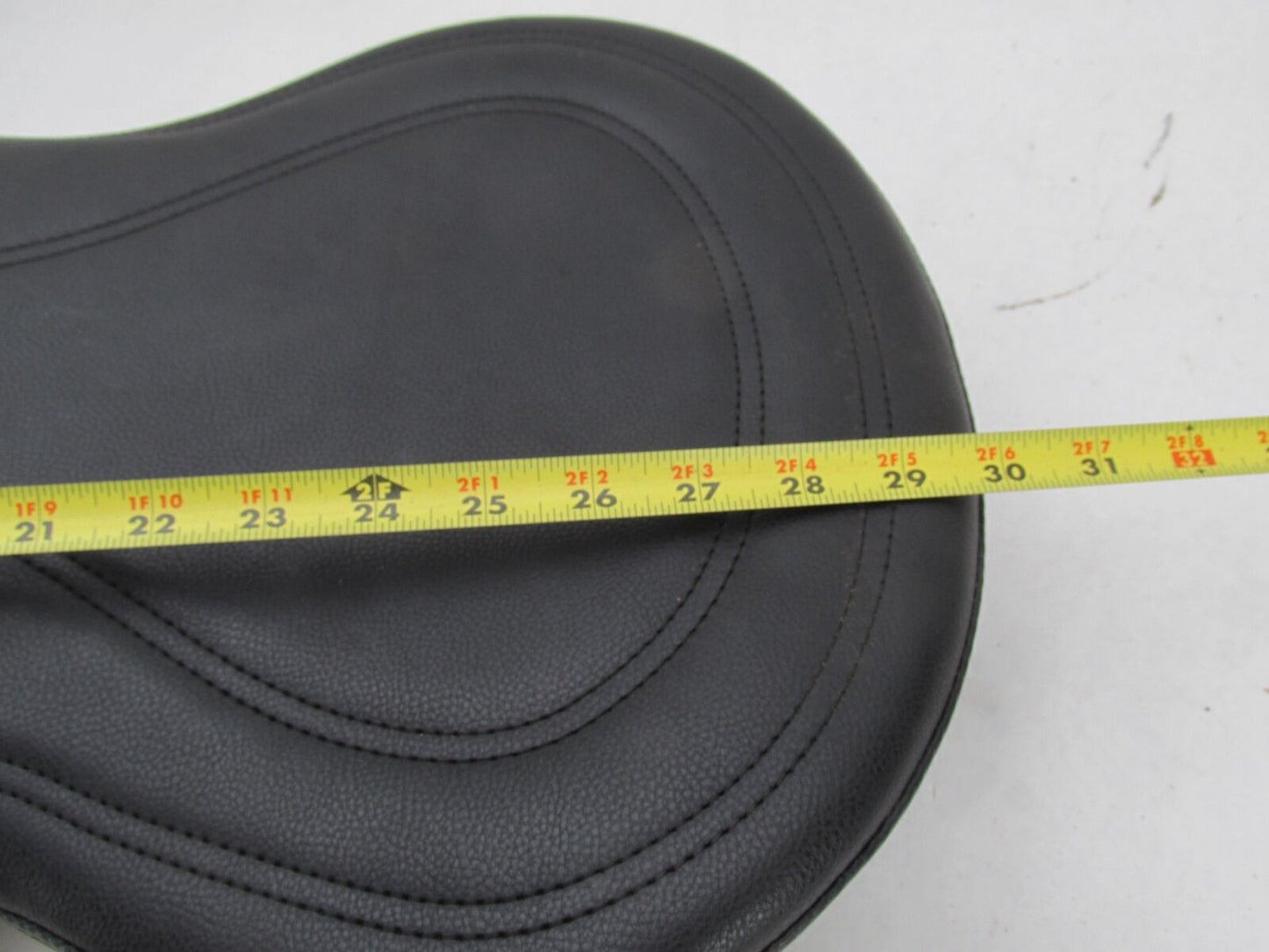 Saddlemen Explorer Seat Black Stitch Harley-Davidson Softail FXST/FLST 00-05