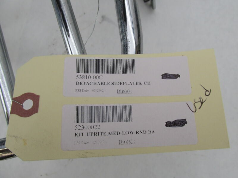Harley Genuine Sissybar w/ Side Plates & Luggage Rack 53810-00C 52300022