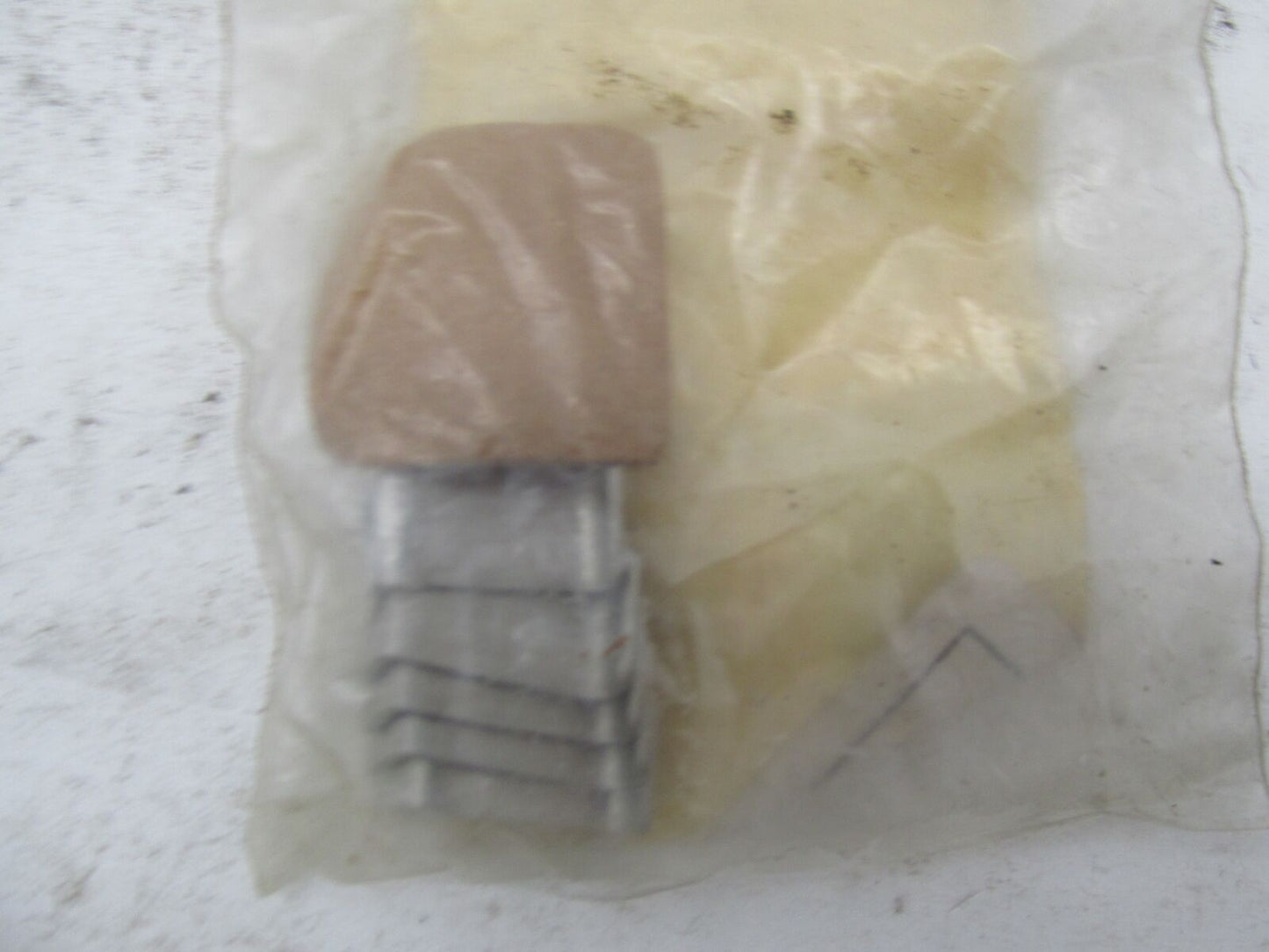 Lot of 5 Harley Davidson Genuine NOS Mounting Clips 67235-80