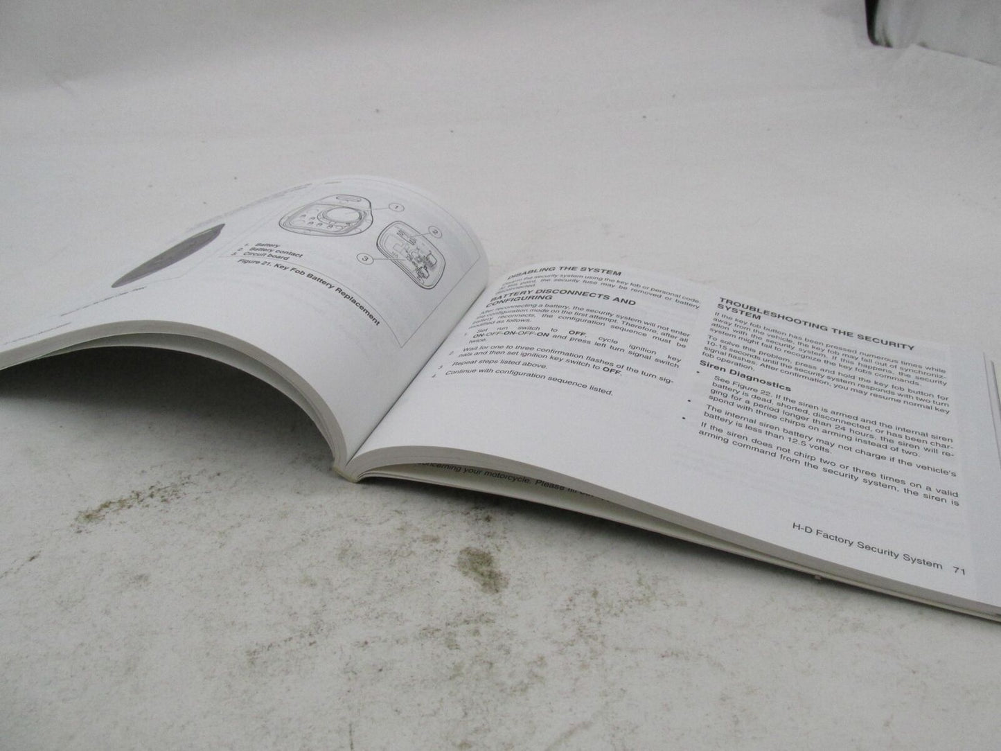 Harley-Davidson Official Factory 2005 FSLTFSE Owner's Manual 99487-05