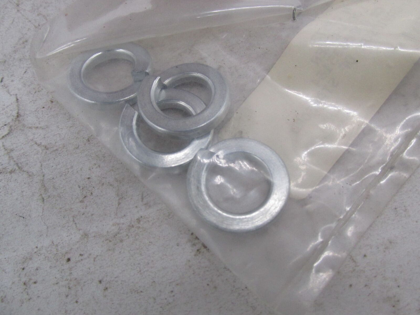 Lot of 4 Harley Davidson Genuine NOS 1/2 Zinc Lock Washers 05573
