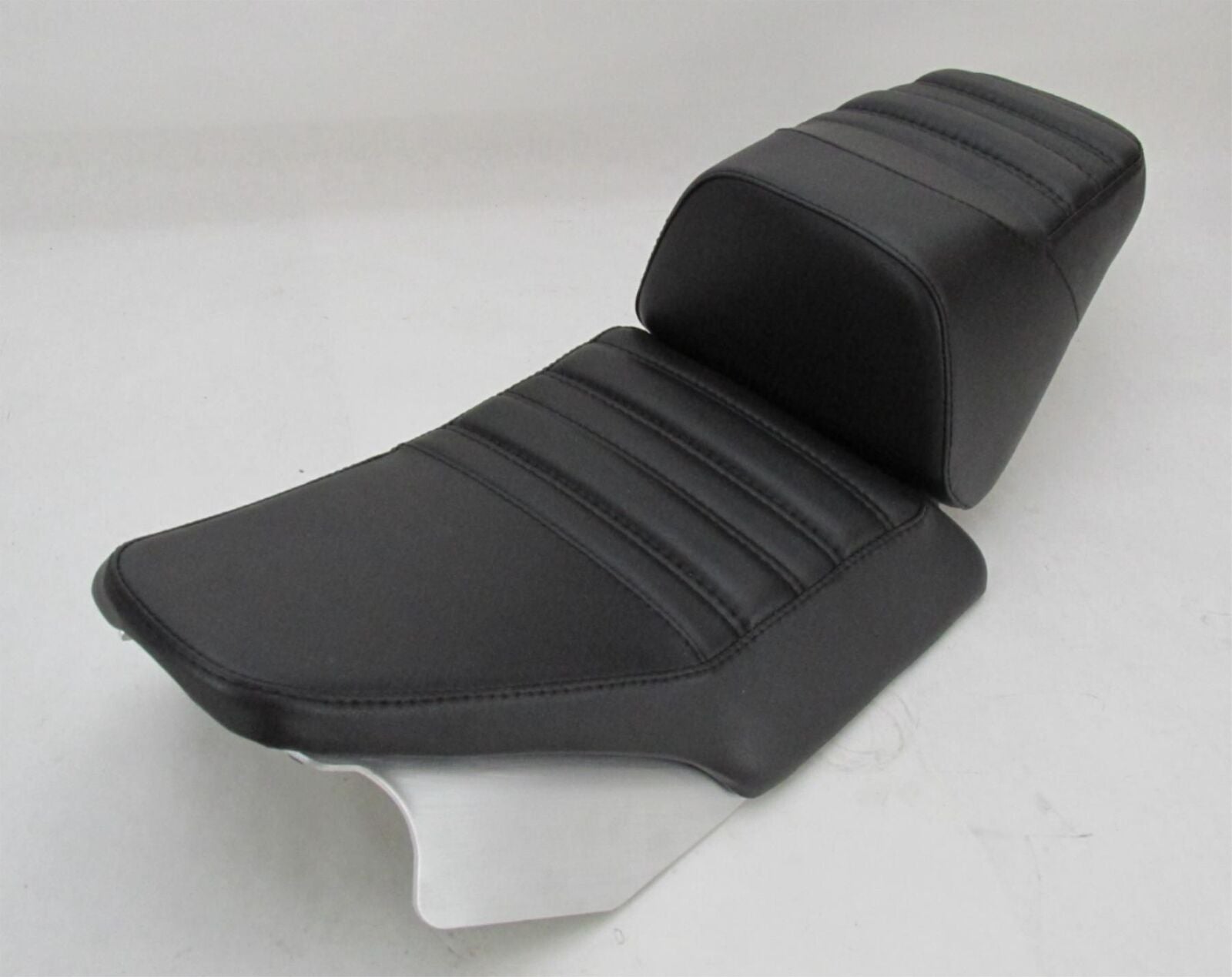 Harley-Davidson Genuine NOS Screamin Eagle 14+ Touring Black Drag Seat 52000452