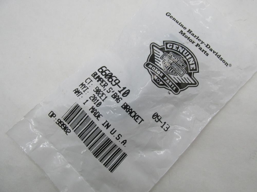 Harley-Davidson Genuine NOS Black Saddlebag Bumper Bracket 66069-10