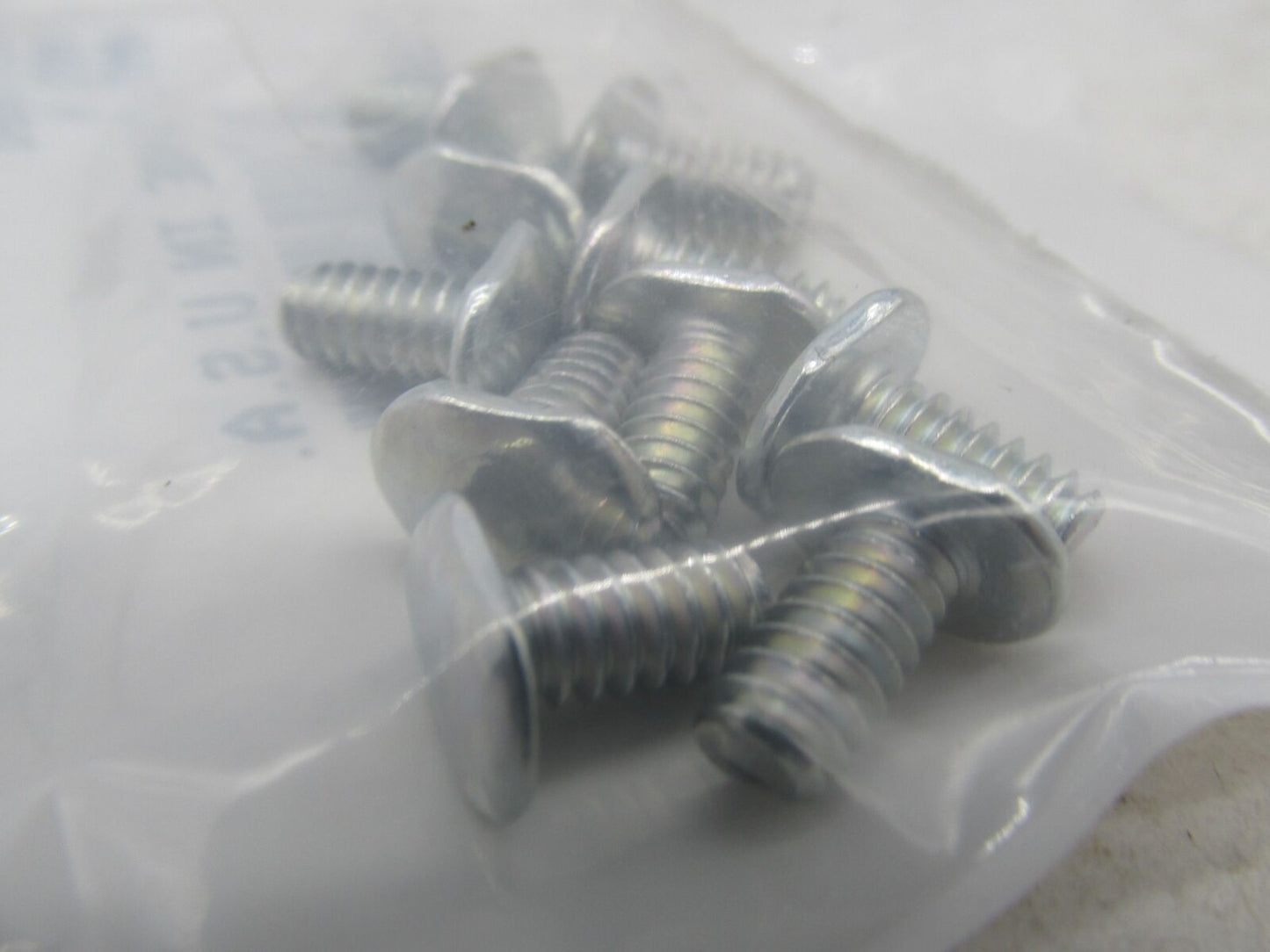 Lot of 10 Harley-Davidson Genuine NOS Tee Bolts 3561WC
