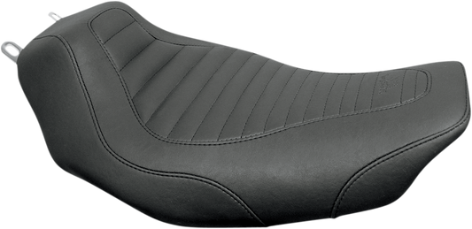 Mustang Tripper Tuck and Roll Solo Front Seat 76716