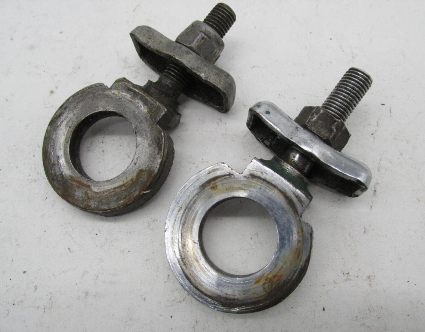 Pair Triumph 1954-73 650 6T T110 T120 TR6 Rear Axle Chain Tensioner Adjusters