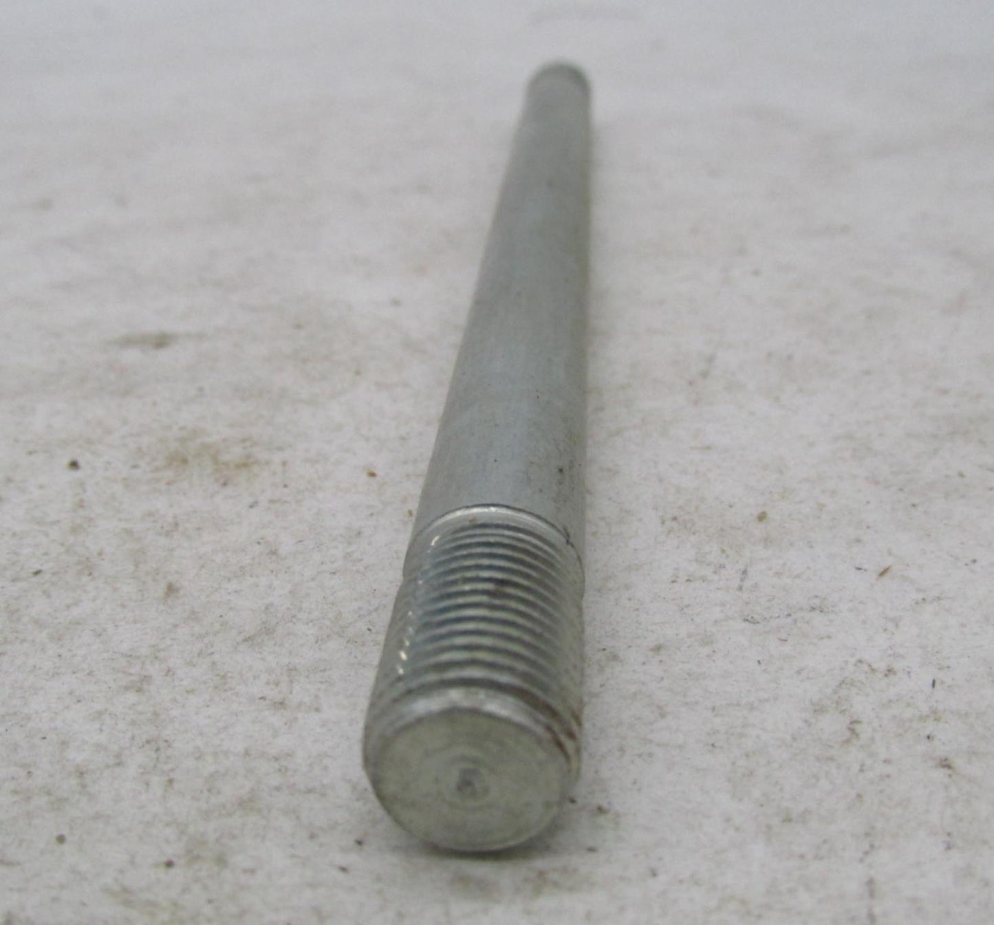 Harley-Davidson Genuine NOS Aermacchi Front Wheel Axle 43880-72P