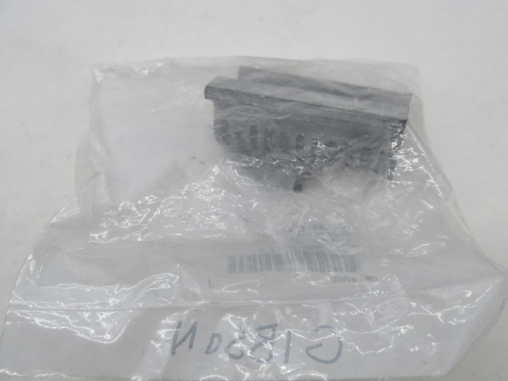Harley Davidson Genuine NOS FLTRSE3 Cushion Saddlebag Support 88334-09A