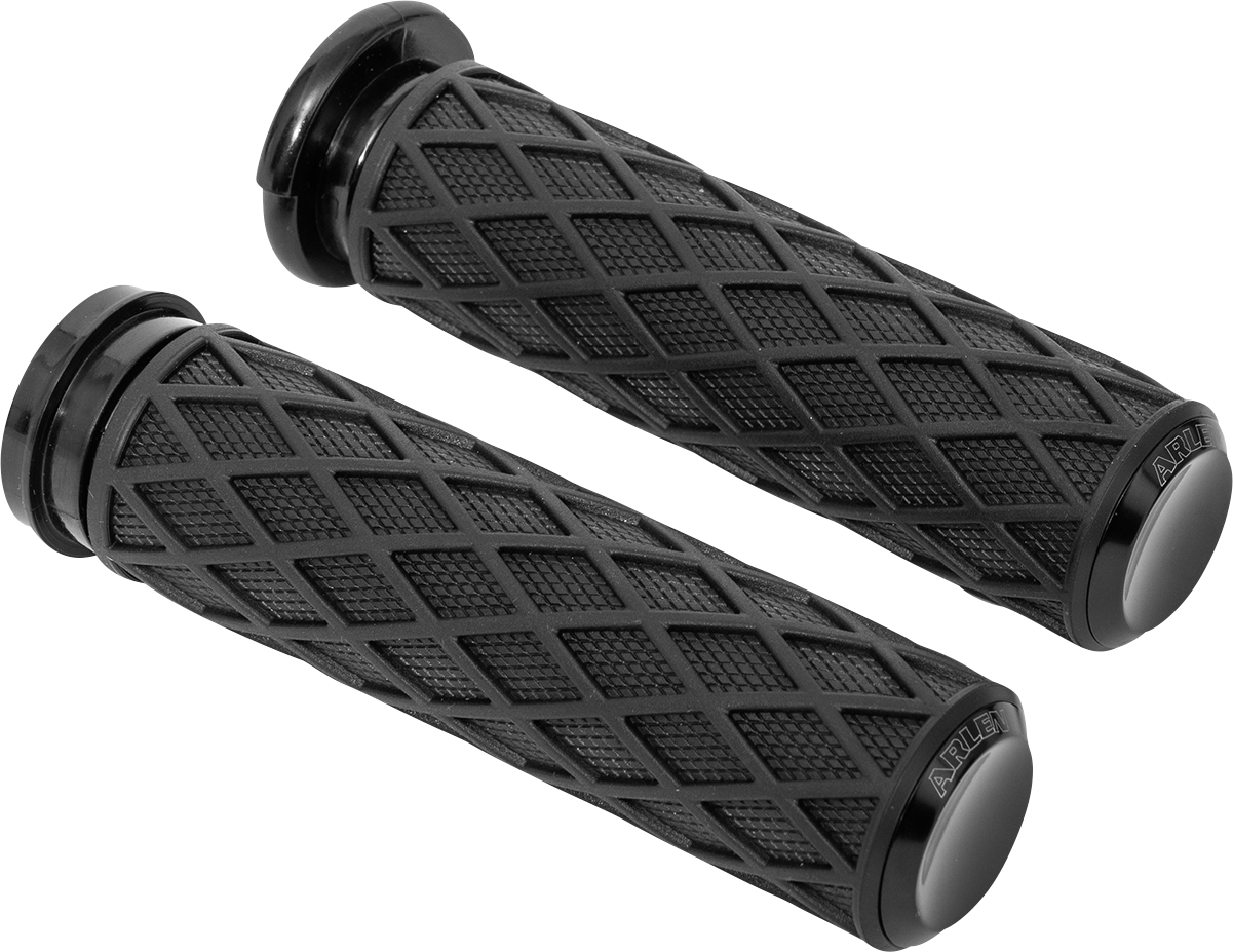 Arlen Ness Diamond Grips Black TBW 500-007