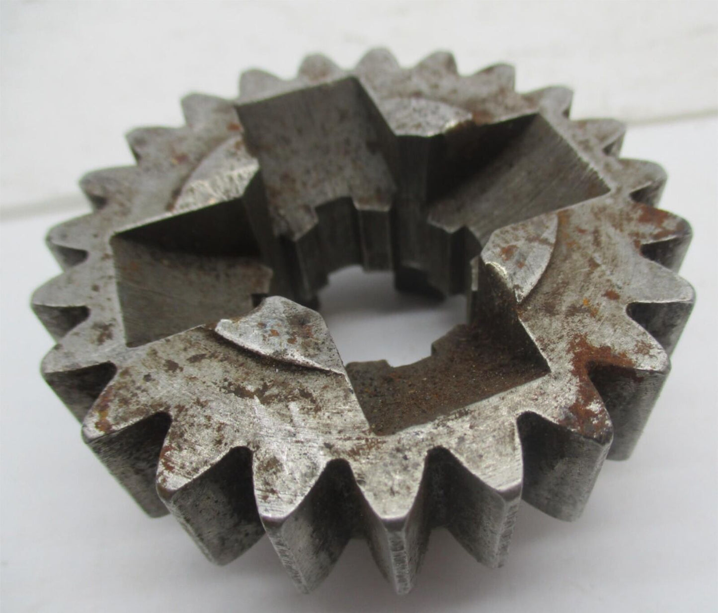 Harley Davidson Mainshaft 2nd Gear 23 Tooth 35296-56A