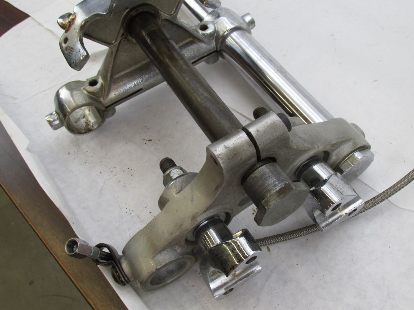 Harley Ironhead Superglide 35mm Front End Triple Tree Banana Caliper 45740-62A