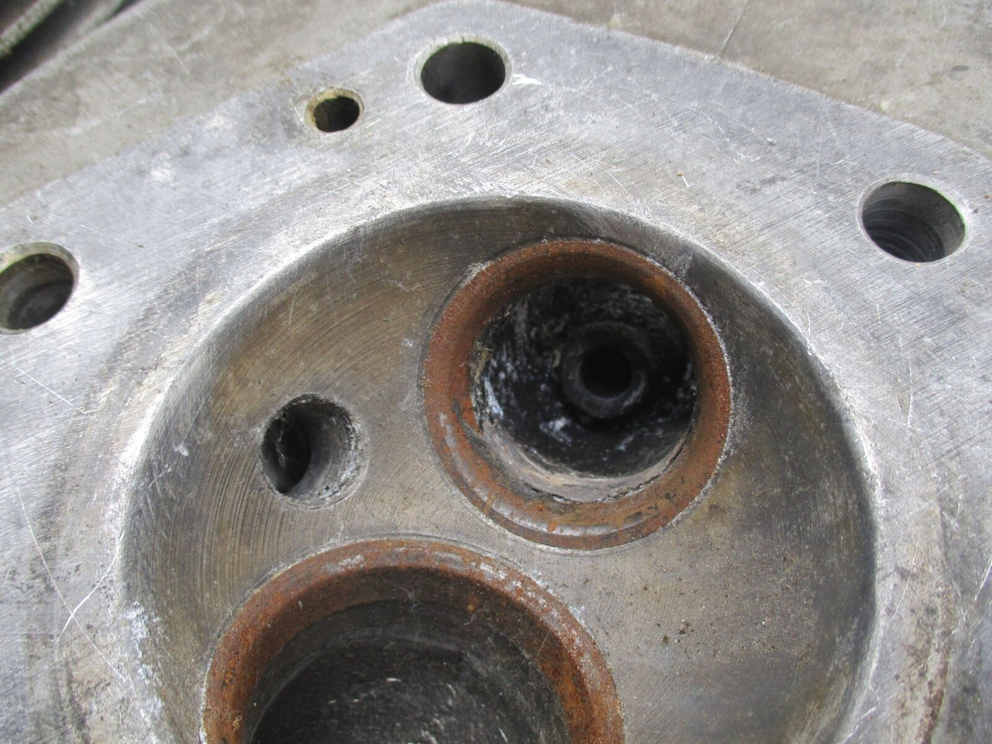 Pair of Moto Guzzi Cylinder Heads Eldorado Ambassador 13022260 13022160