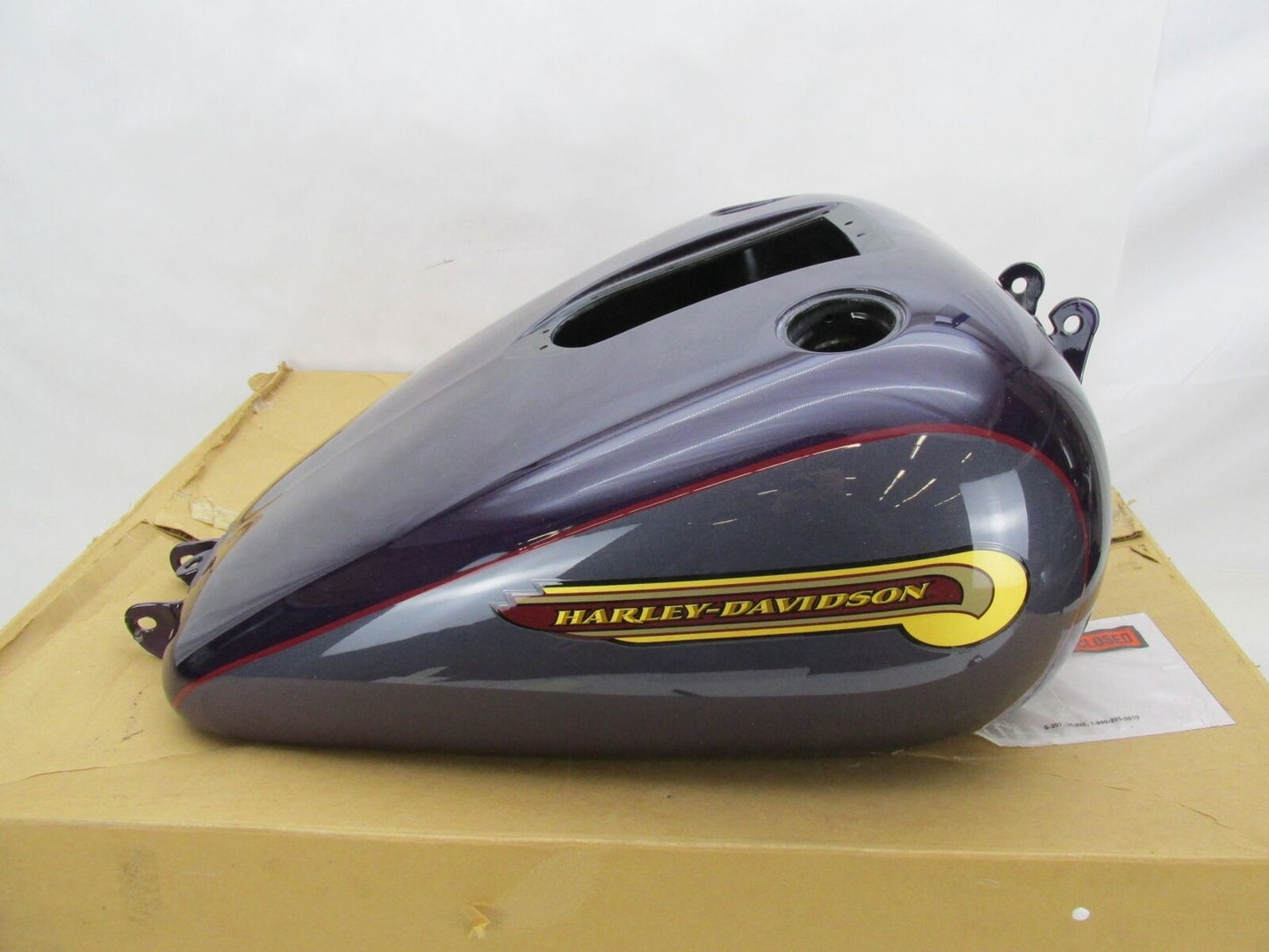 Harley Davidson Genuine NOS Fat BOB Gas Tank Purple & Grey 61586-04B