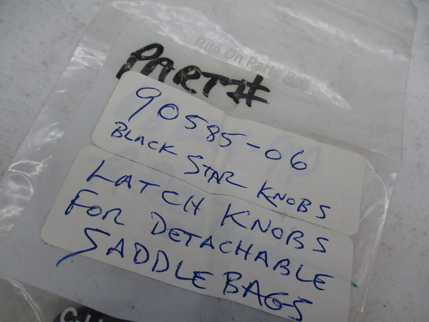 Lot of 4 Harley Davidson NOS Detachable Saddlebag Latch Spring Knobs 90585-06