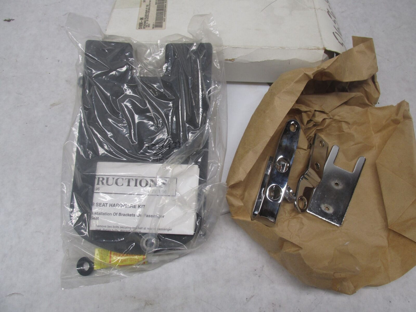 Harley Davidson Genuine NOS Detachable Pillion Hardware Dyna FXD Kit 51656-96