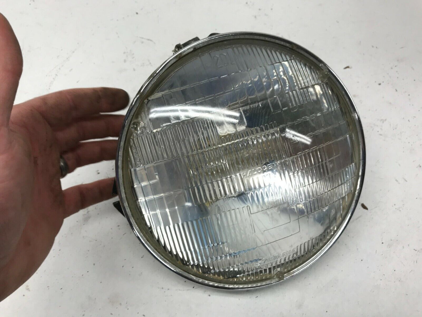 Harley Softail Dyna Sportster 5 3/4" Headlight Headlamp Housing Assembly