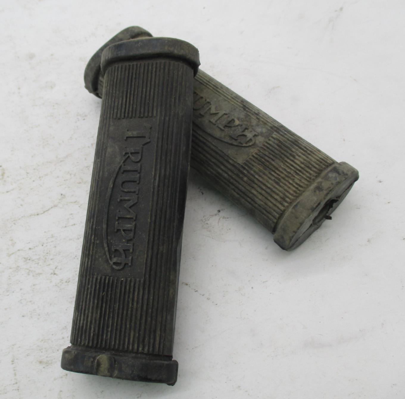 Pair of Triumph T120 TR6 6T 5T Pre Unit Rear Foot Rubber Replacements