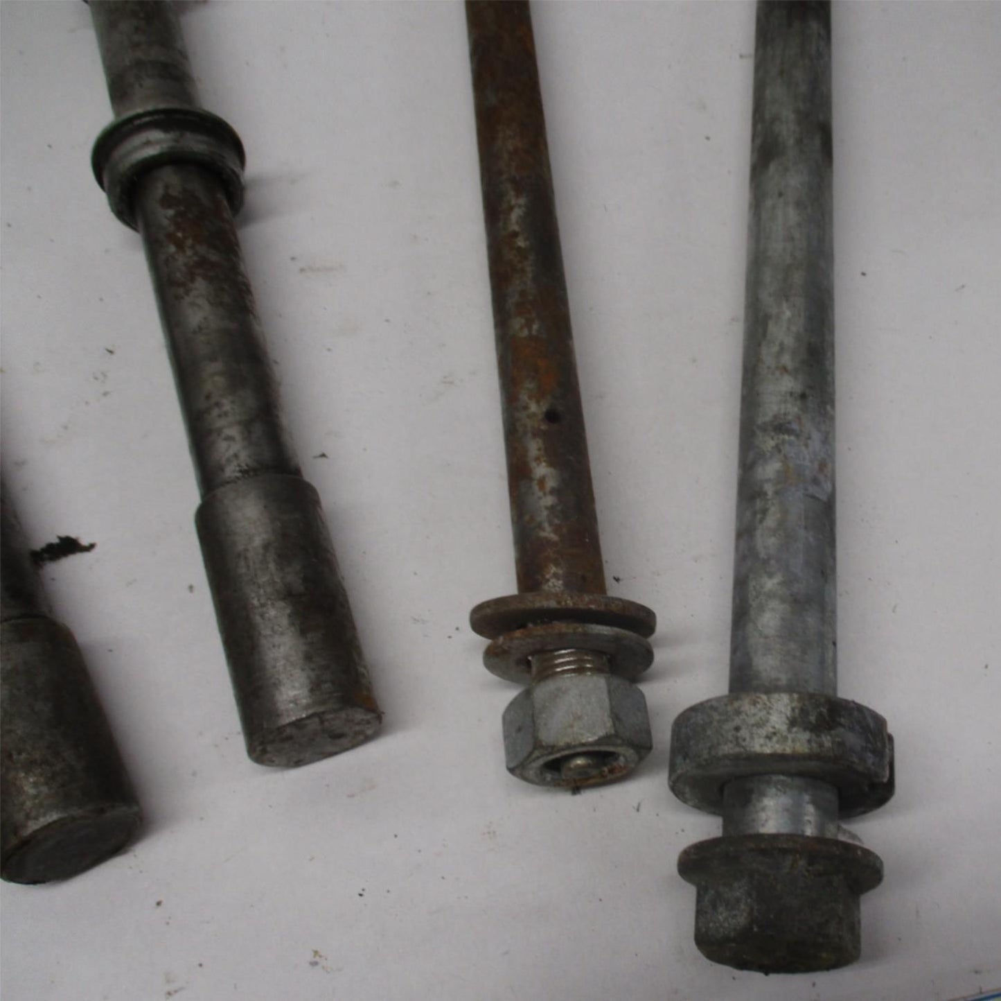 Mixed Lot of (5) Harley Front / Rear Wheel Axles Softail Dyna Sportster #1