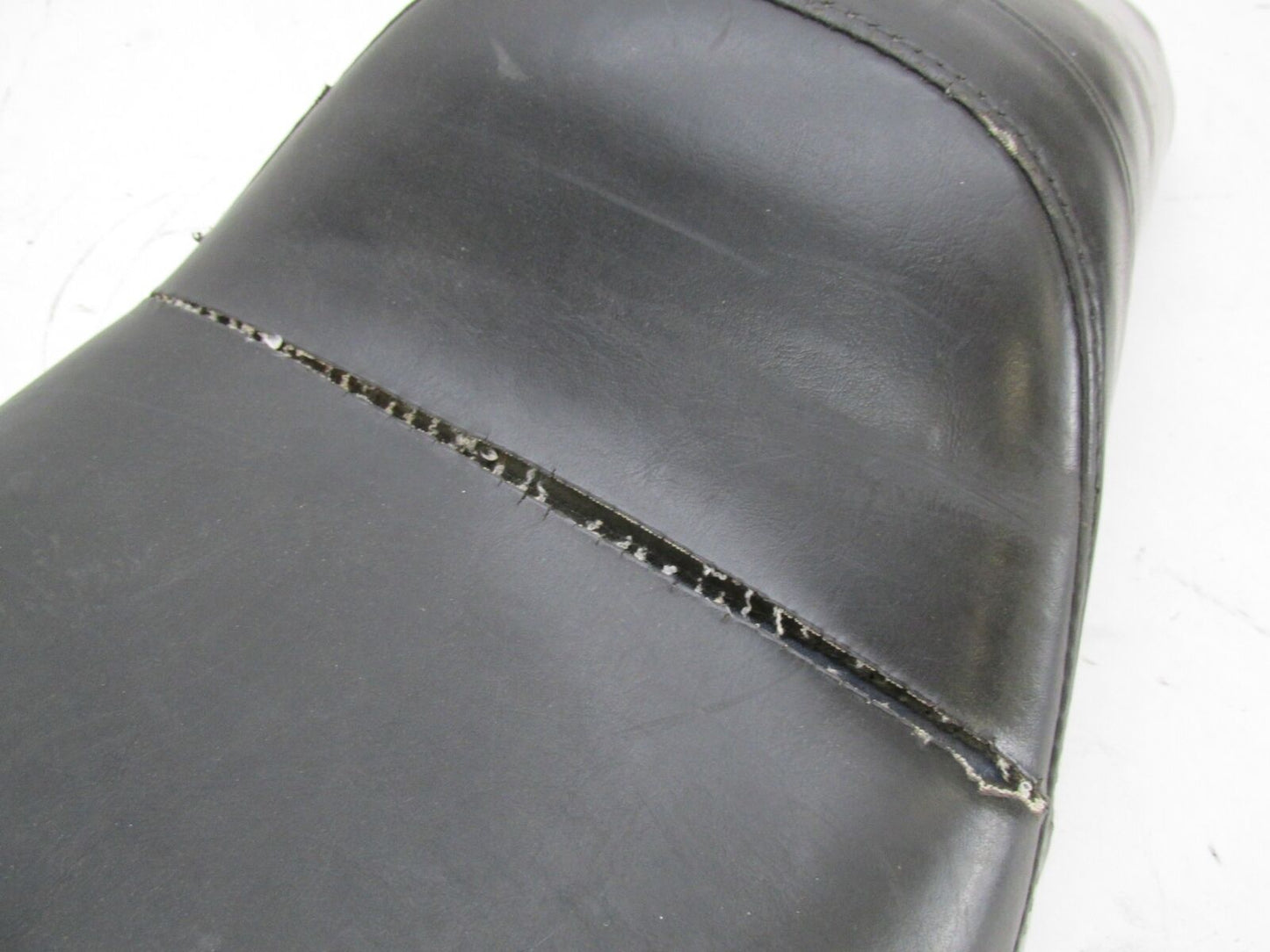Harley Davidson Le Pera Dyna FXD Leather 2 Up Black Seat